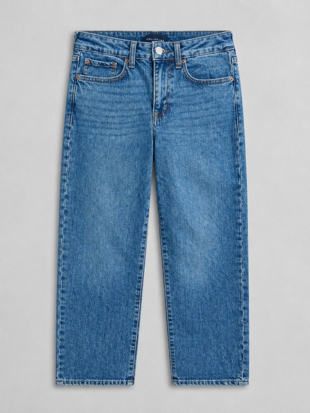 Aeropostale Classic Straight-Leg Womens Jeans in Medium Blue